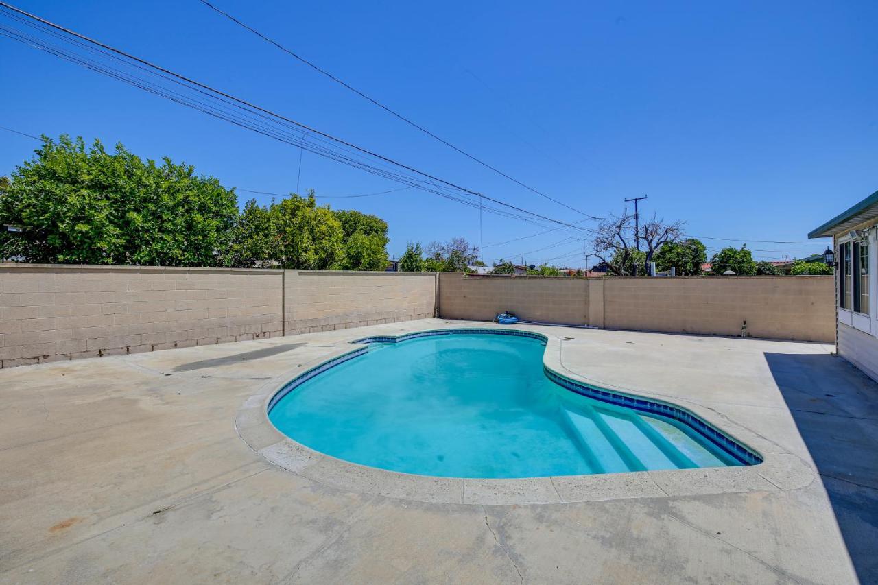 Westminster Oasis With Pool And Gas Grill! Villa Bagian luar foto