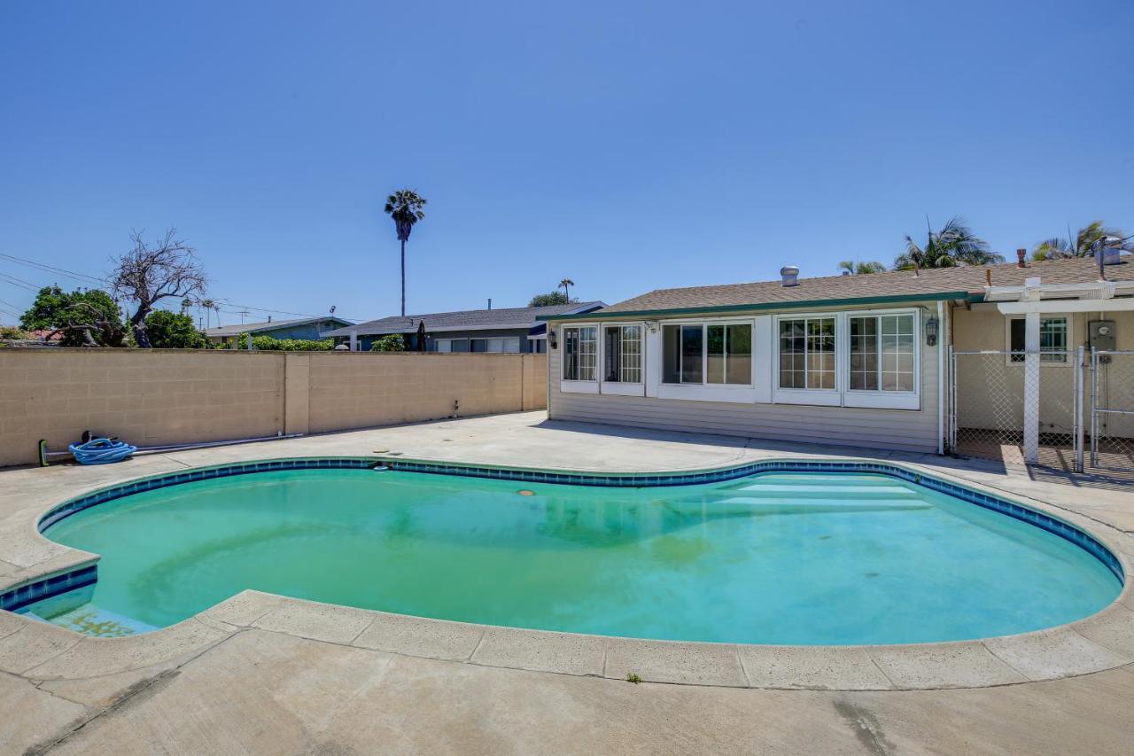 Westminster Oasis With Pool And Gas Grill! Villa Bagian luar foto